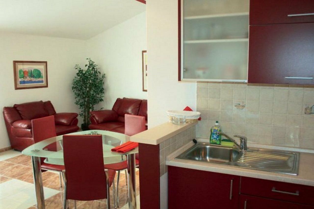 Apartments Rajcevic Makarska Exterior foto